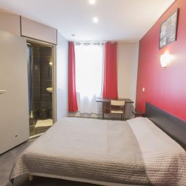 lit double et chambre tout confort paris 10 ème quartier Belleville hipotel